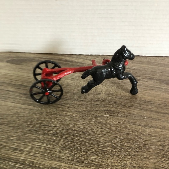 Vtg Black Horse and Red Wagon Cast Metal Decor - Picture 1 of 11